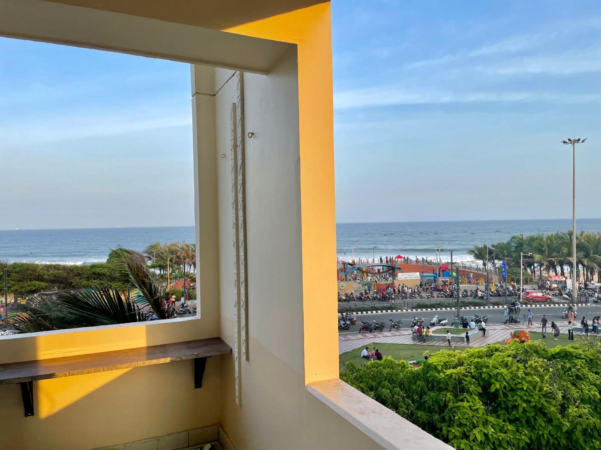 Ferienwohnung Ocean'S Edge Visakhapatnam Exterior foto